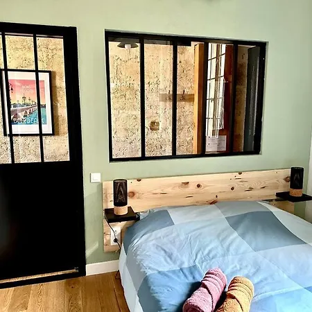 T2 Hyper-centre * Μπορντό